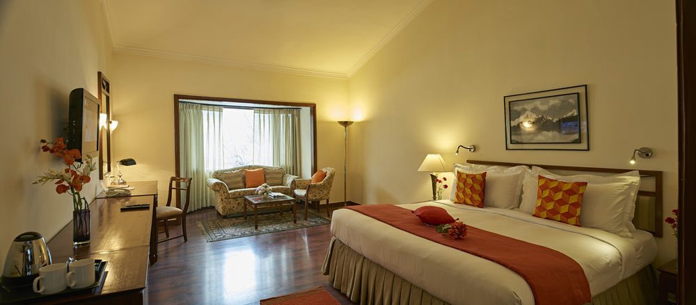 Club Mahindra White Meadows 호텔 마날리 외부 사진