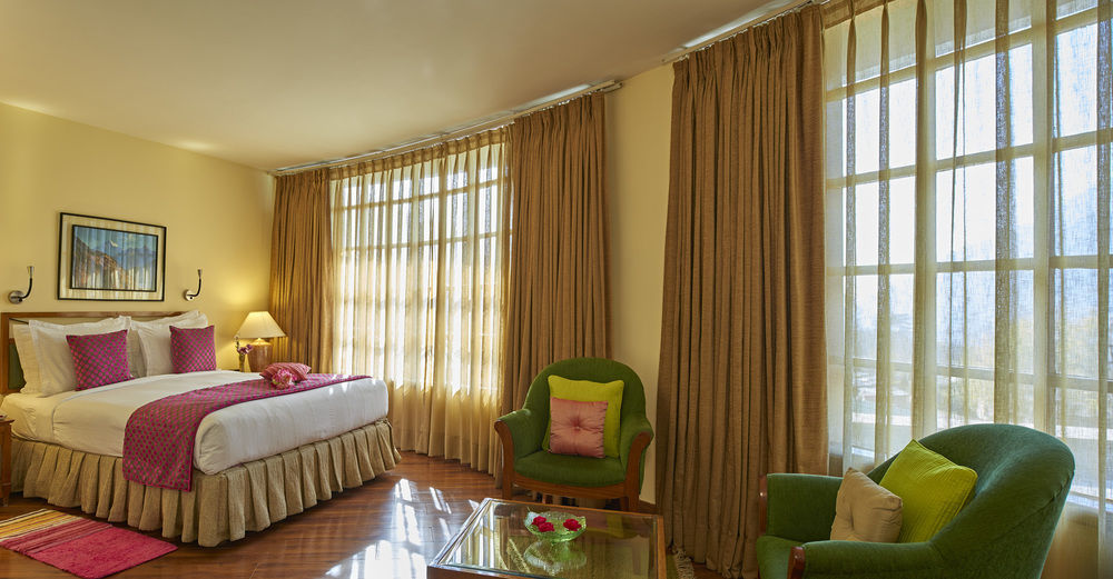 Club Mahindra White Meadows 호텔 마날리 외부 사진