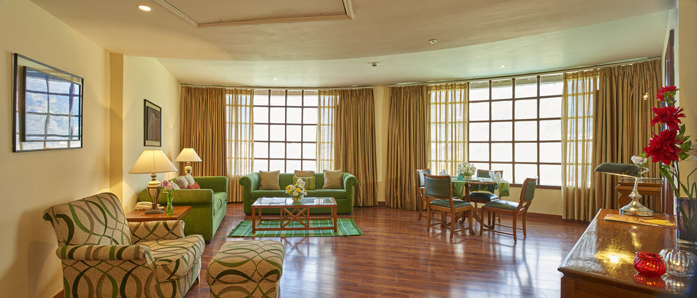 Club Mahindra White Meadows 호텔 마날리 외부 사진